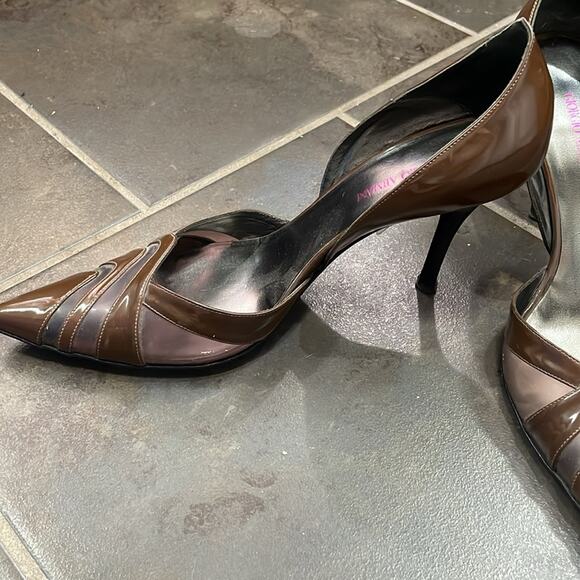 Giorgio Armani Patent Leather D’Orsay Pumps Brown Size 38.5 - Picture 3 of 11